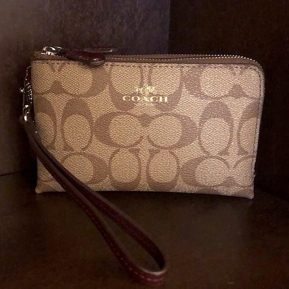 Coach Wristlet Wallet - Picture 5 of 13
